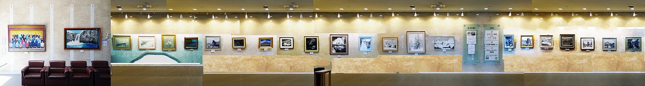 写真は第3回作品展の模様です。